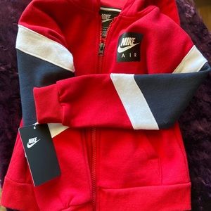NWT Toddler Nike zip up hoodie 4T